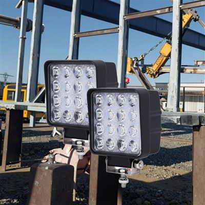 Wholesale XYAL 48W-EMC Super Bright 12V/24V Auto LED Pod Work Light Warm White 4000 Lm Car Exterior factory